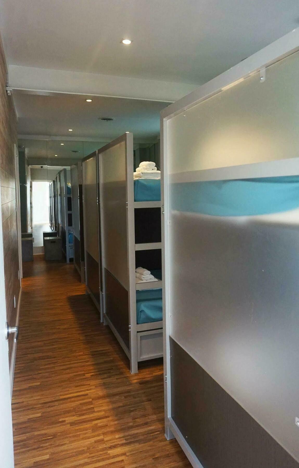 The Attic Hostel Miami Beach Ngoại thất bức ảnh